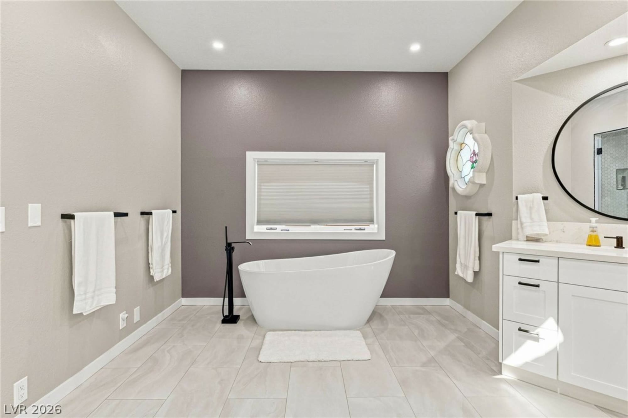 Primary bath