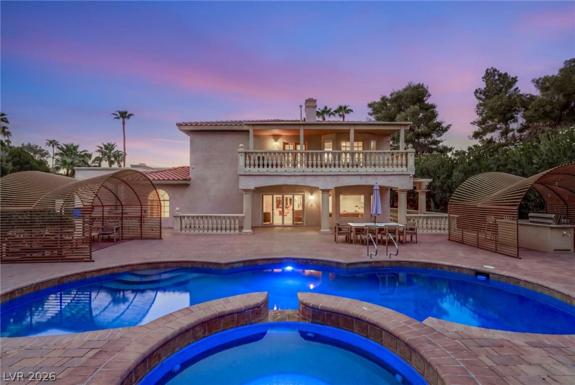 Pool & spa